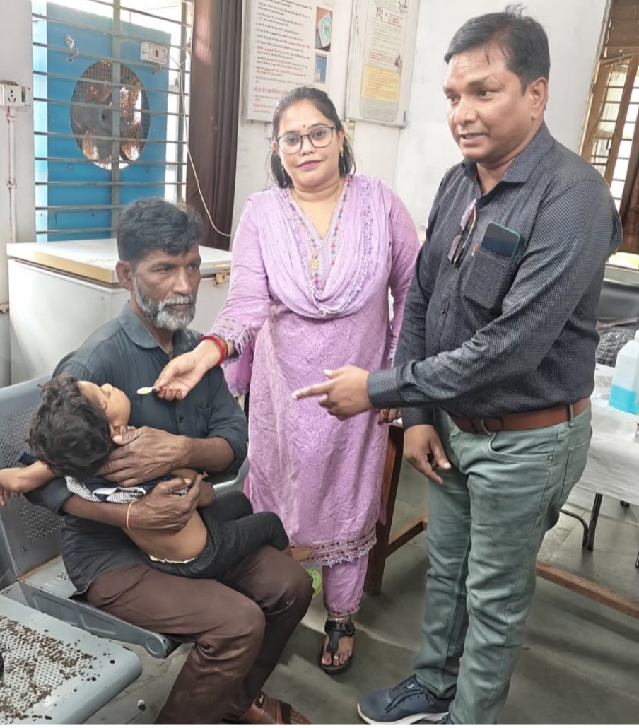 कोटा अस्पताल में शिशु संरक्षण माह का शुभारंभ, बच्चों को पिलाई गई विटामिन ए की खुराक